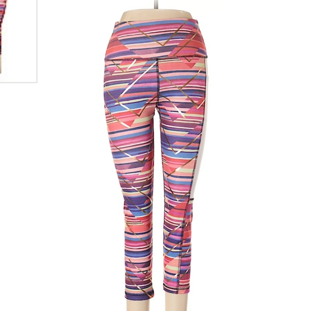 5/$28 Super Funky Capri Activewear Pants S